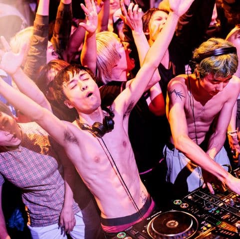 Minna-No-Kimochi DJ duo website
